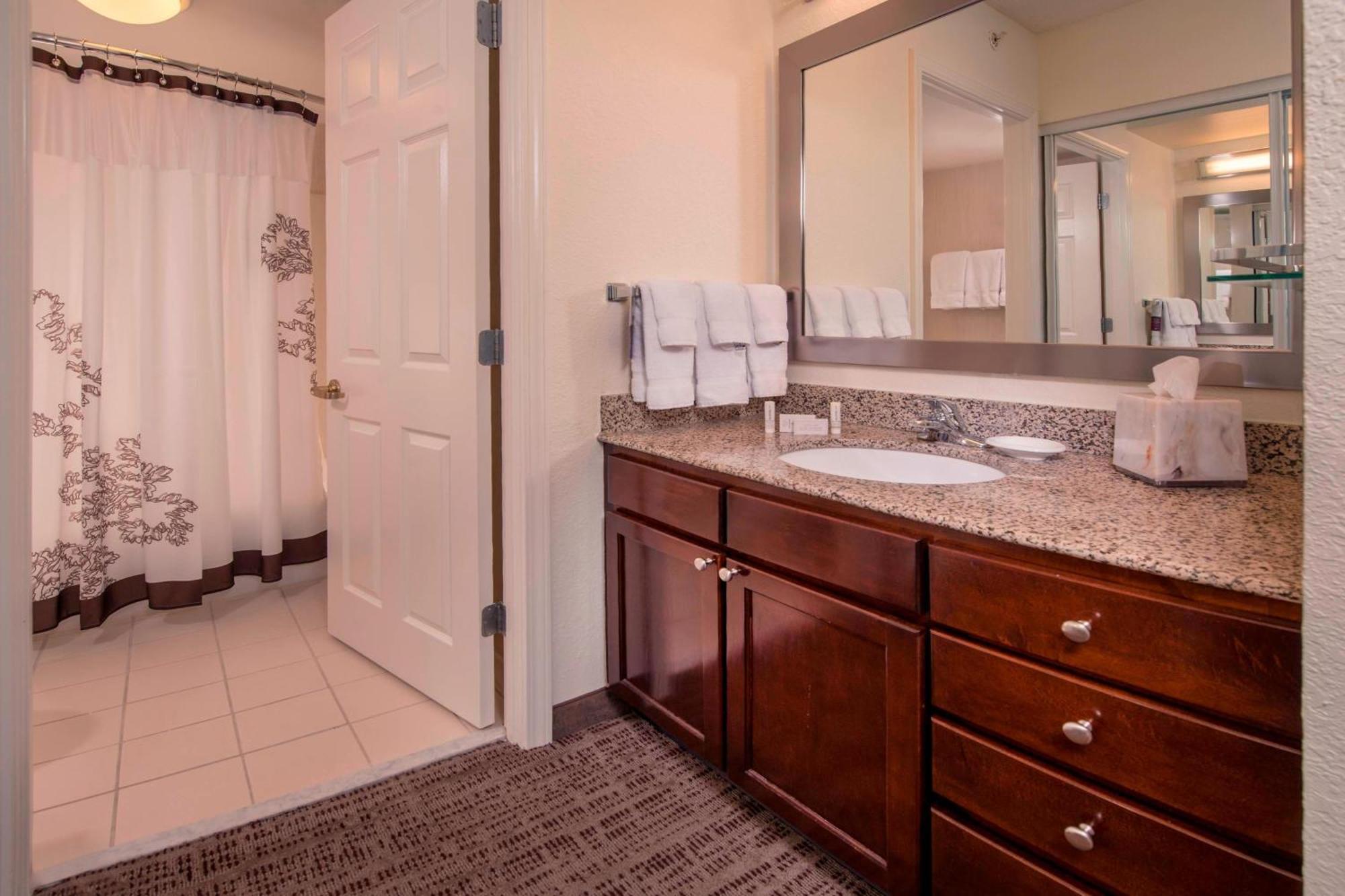 Residence Inn Alexandria Old Town/Duke Street Buitenkant foto